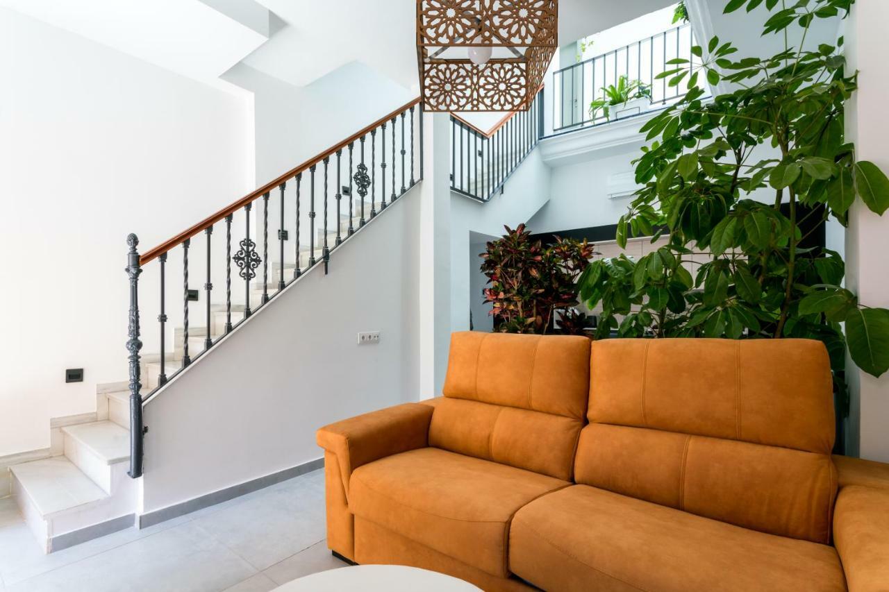 Unique House - Private Spa&Pool -StayinСевилья Экстерьер фото