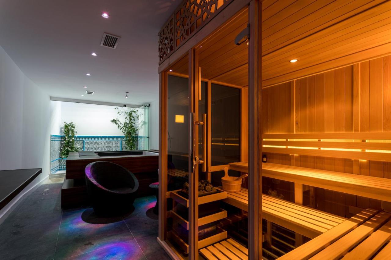 Unique House - Private Spa&Pool -StayinСевилья Экстерьер фото